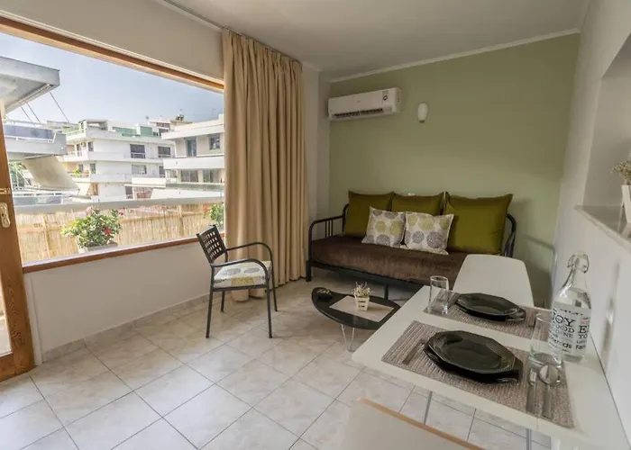 Rhodes Center Apartment